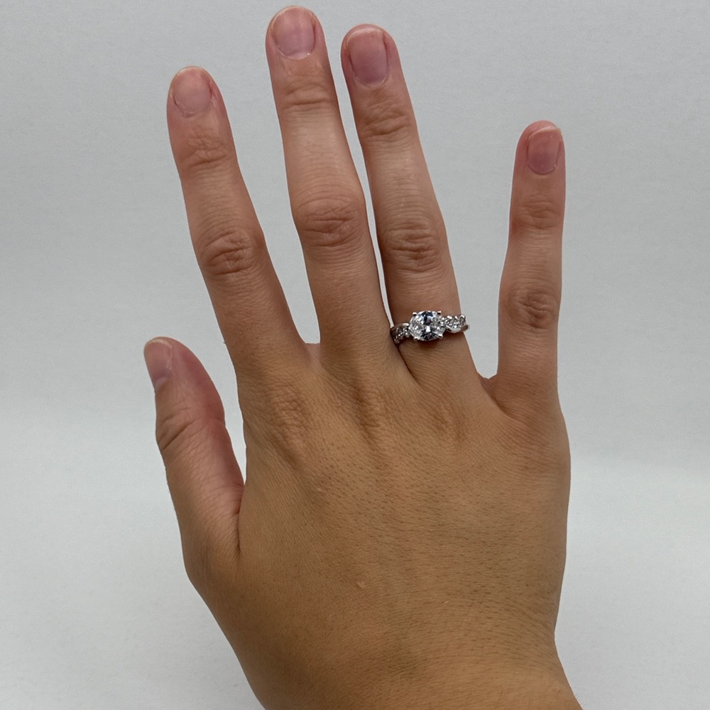 Elegant Silver Crystal Travel Ring